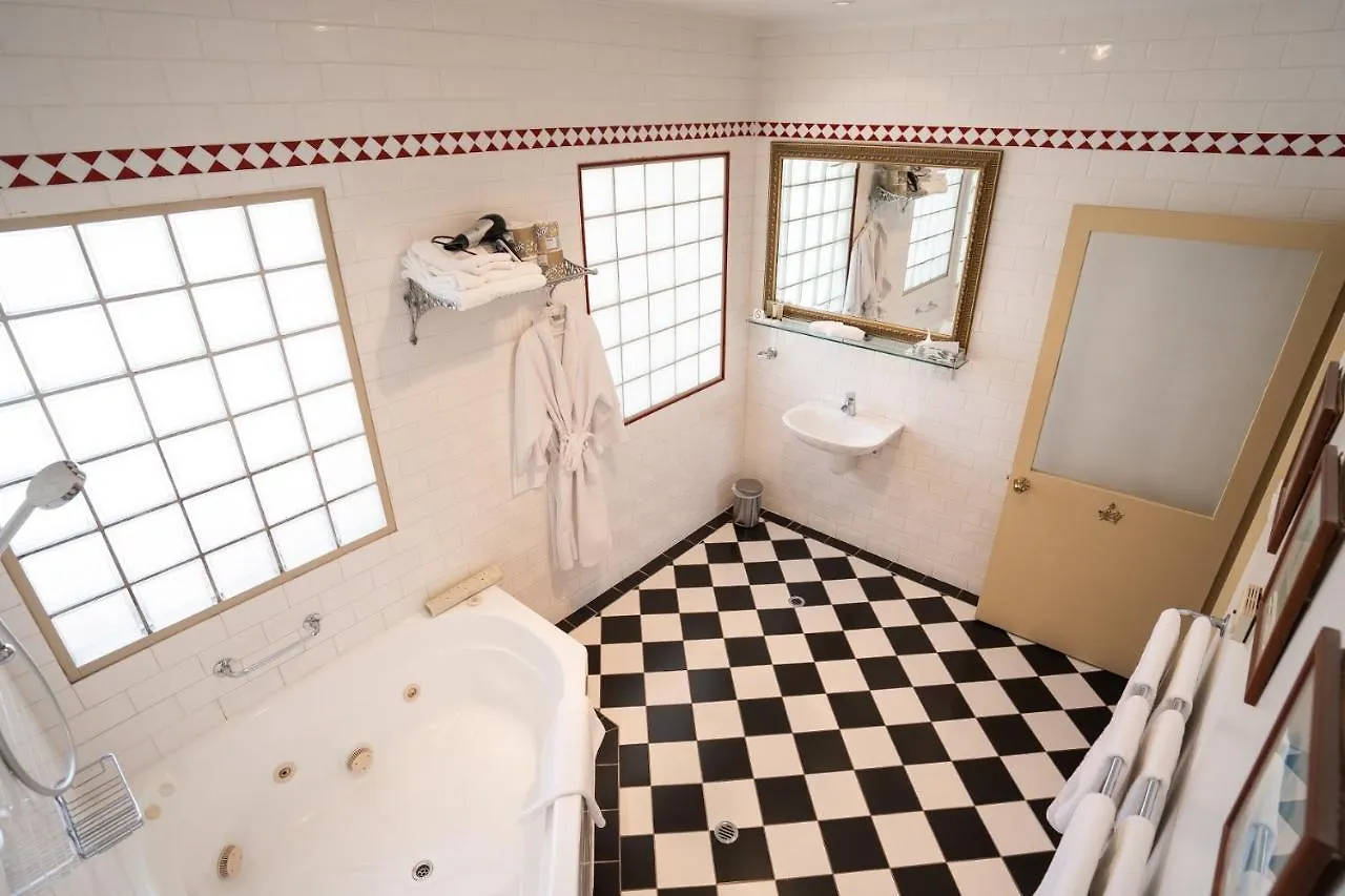Guest house Fire Station Inn Adelaide
