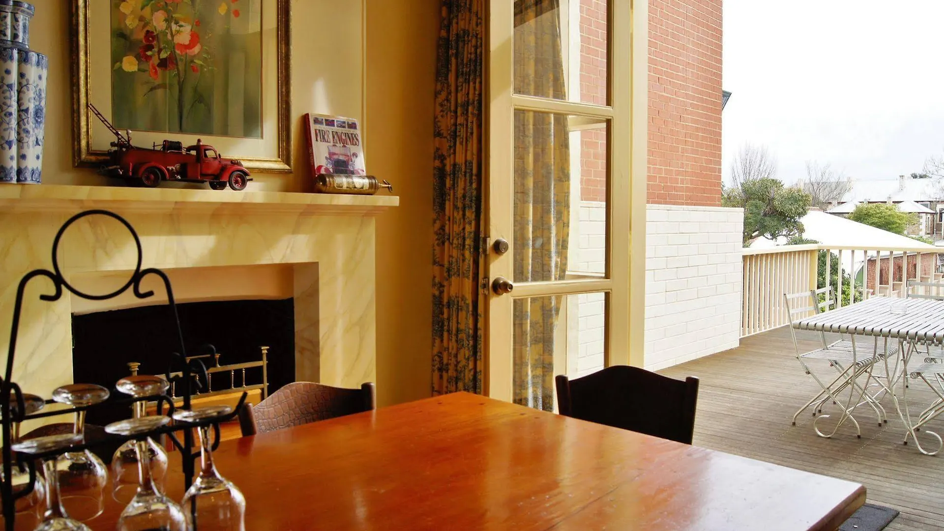 Fire Station Inn Adelaide Guest house